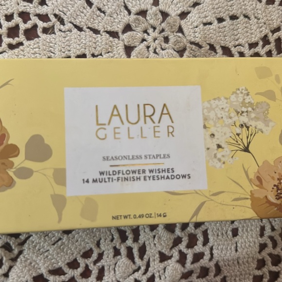 Laura Geller seasonless, staples wildflower wishes 14 multi function eyeshadows - Picture 4 of 4